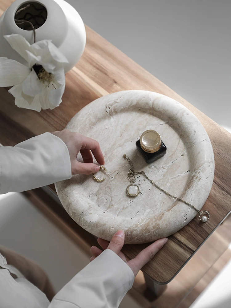 Home Bathroom Trends - Nampan Sajian Travertine Beige yang Sedang