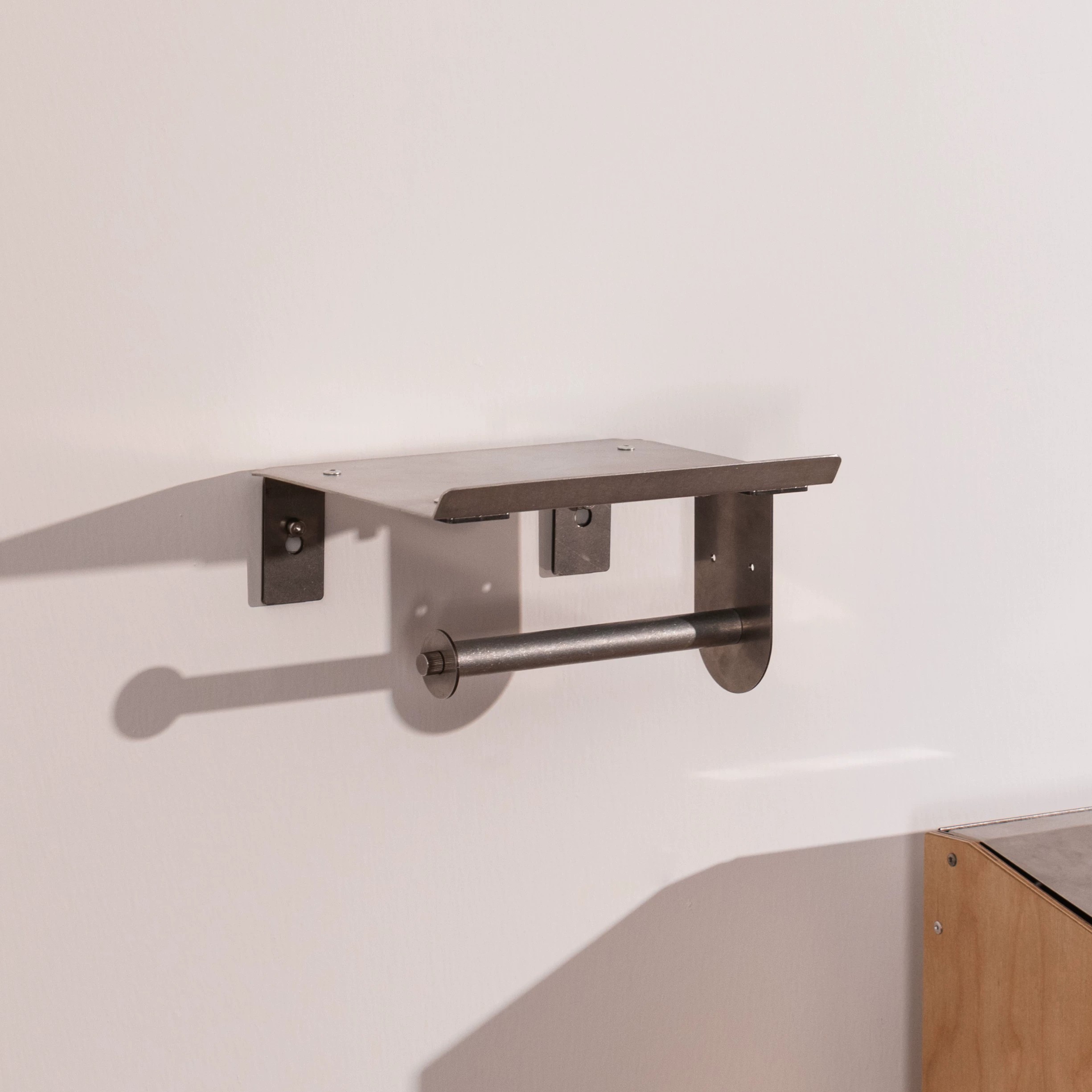 Home Bathroom Paper Towel Holder - Penyangga Tisu Dinding Minimalis dengan Rak,