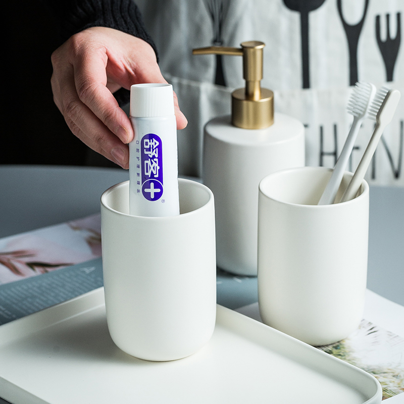 Set pencuci peralatan sanitasi - Zara Home Bathroom Set ulasan dan harga